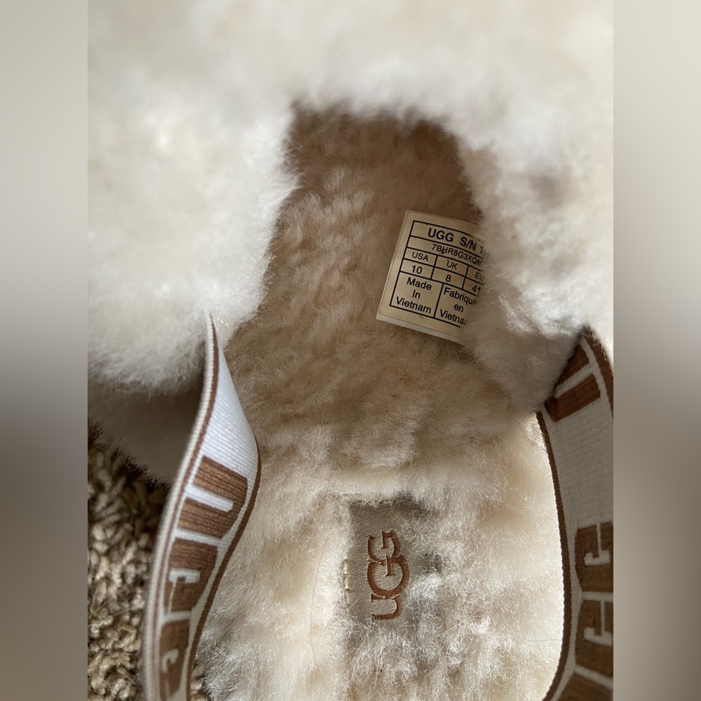 Ugg Slides - Picture 4 of 4